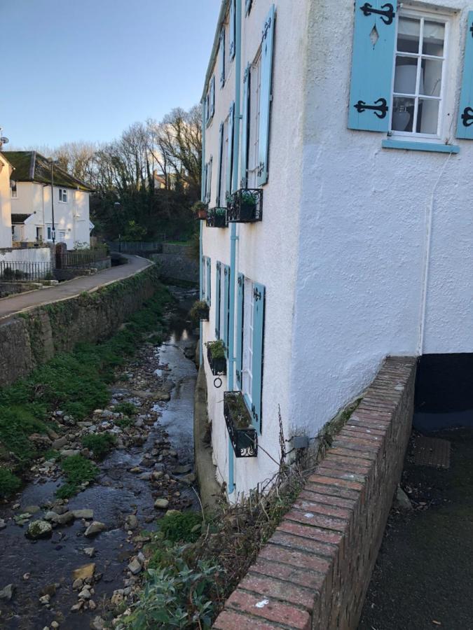 Light And Airy Central Lyme Regis Appartment With Parking Luaran gambar
