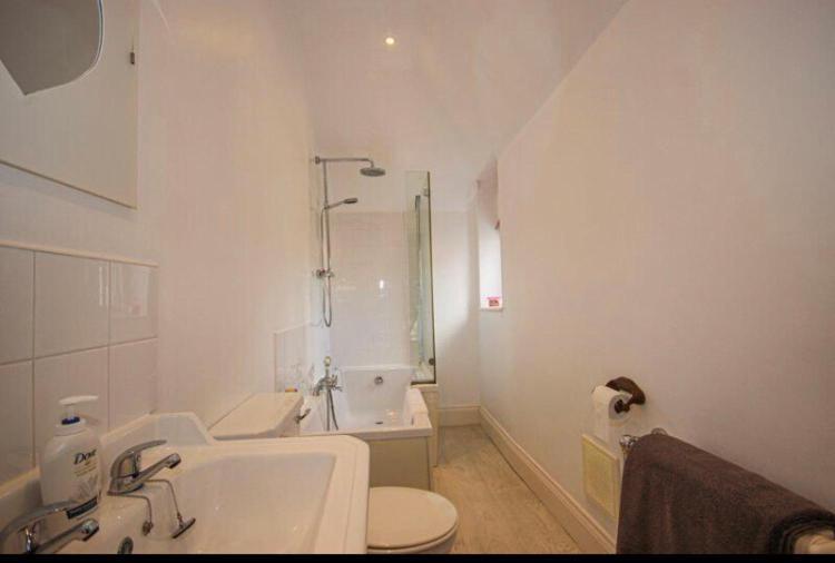 Light And Airy Central Lyme Regis Appartment With Parking Luaran gambar